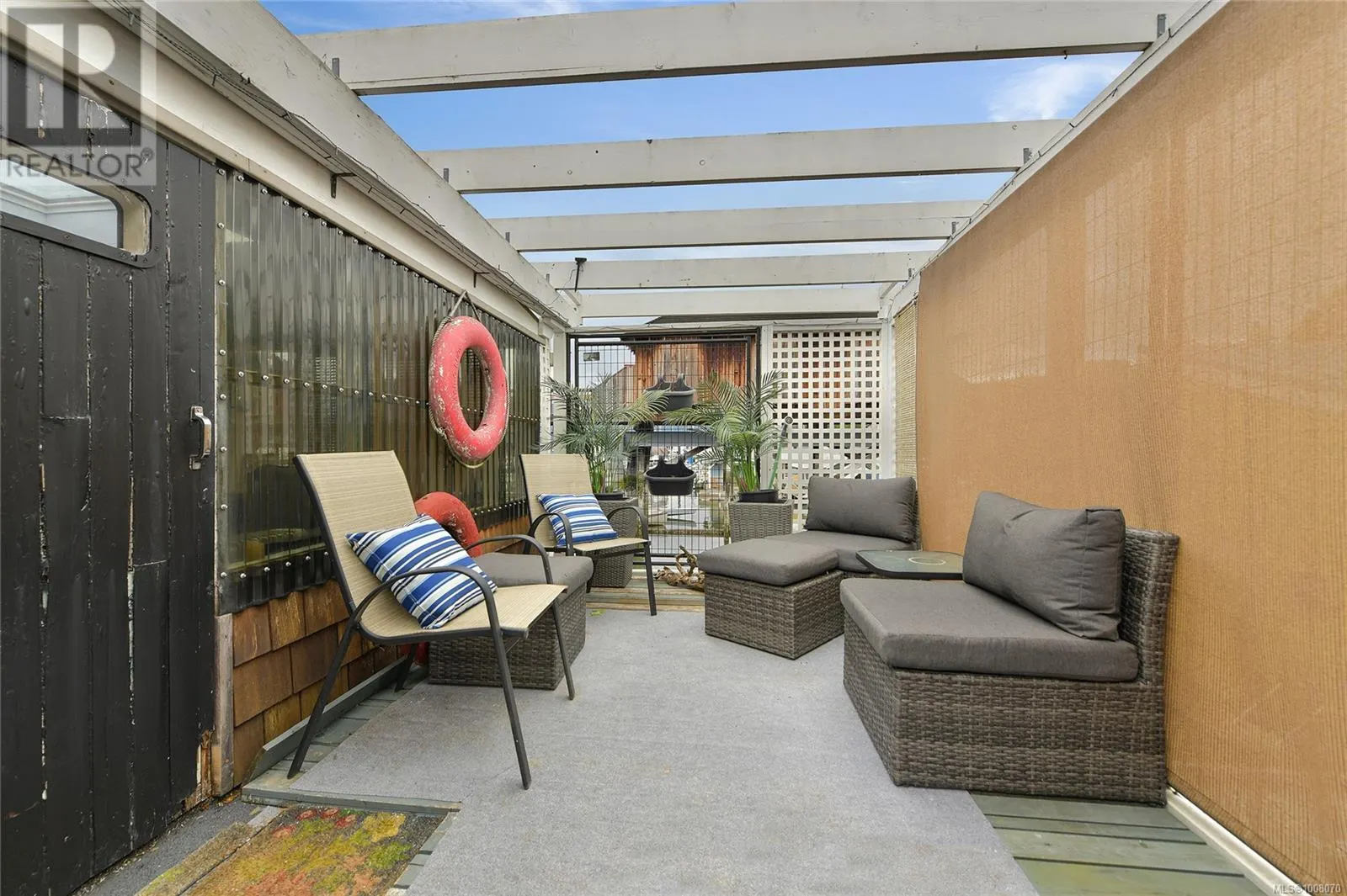 5 1765 Cowichan Bay Rd