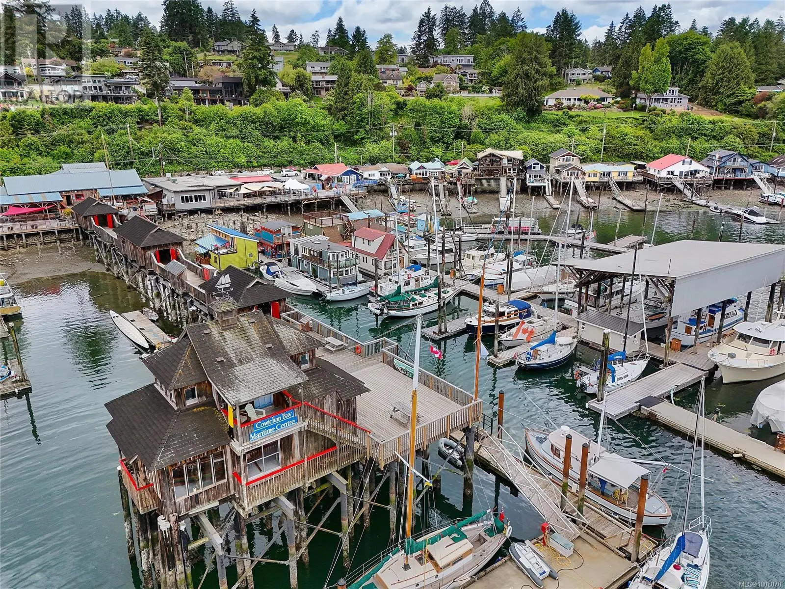 5 1765 Cowichan Bay Rd