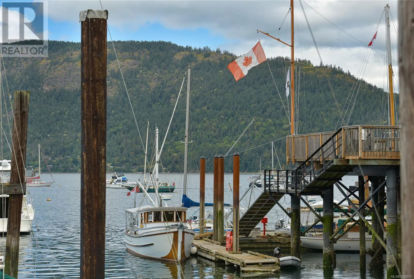 5 1765 Cowichan Bay Rd