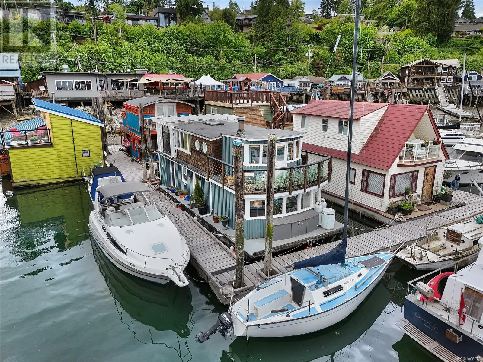 5 1765 Cowichan Bay Rd