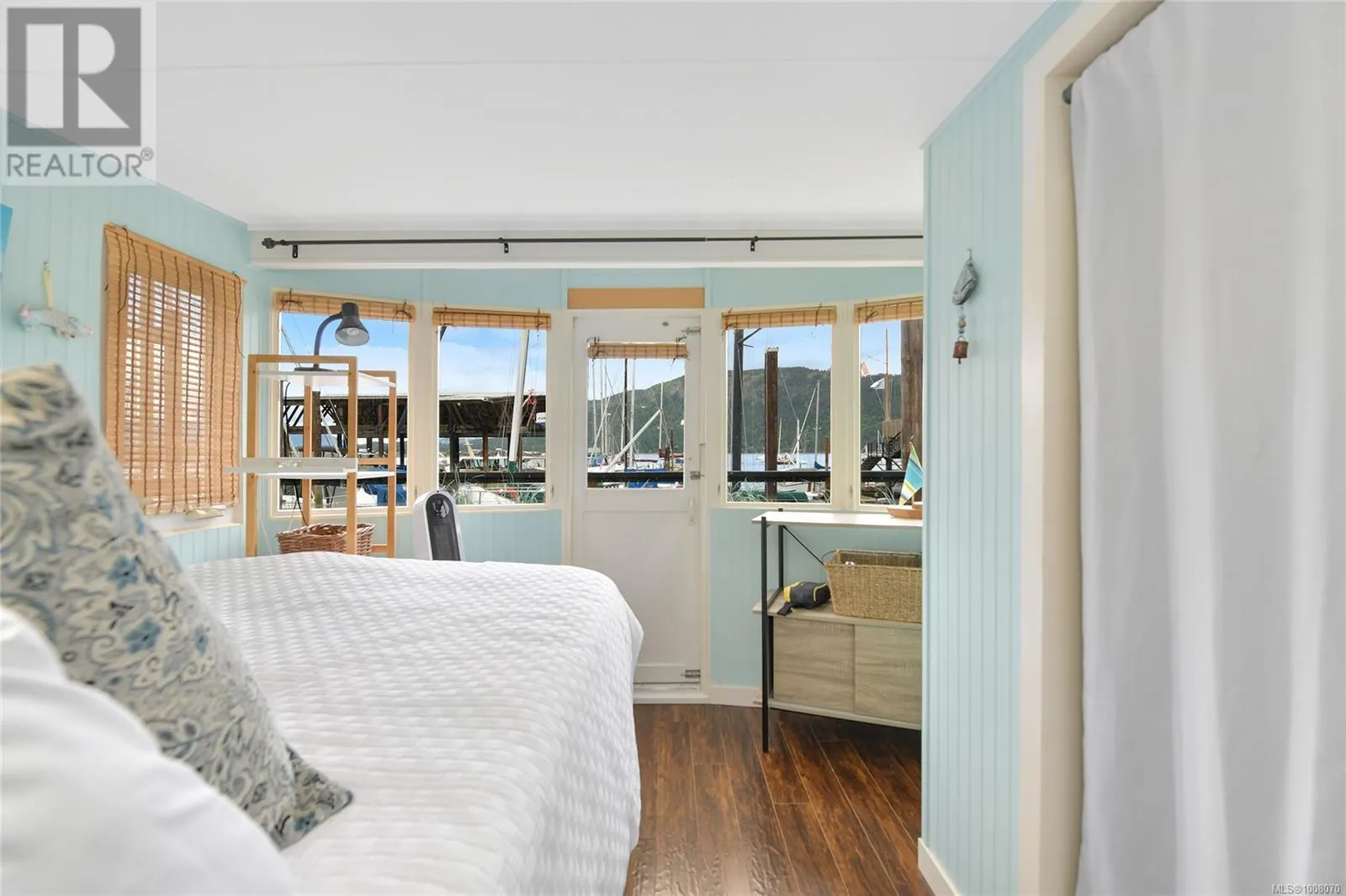 5 1765 Cowichan Bay Rd