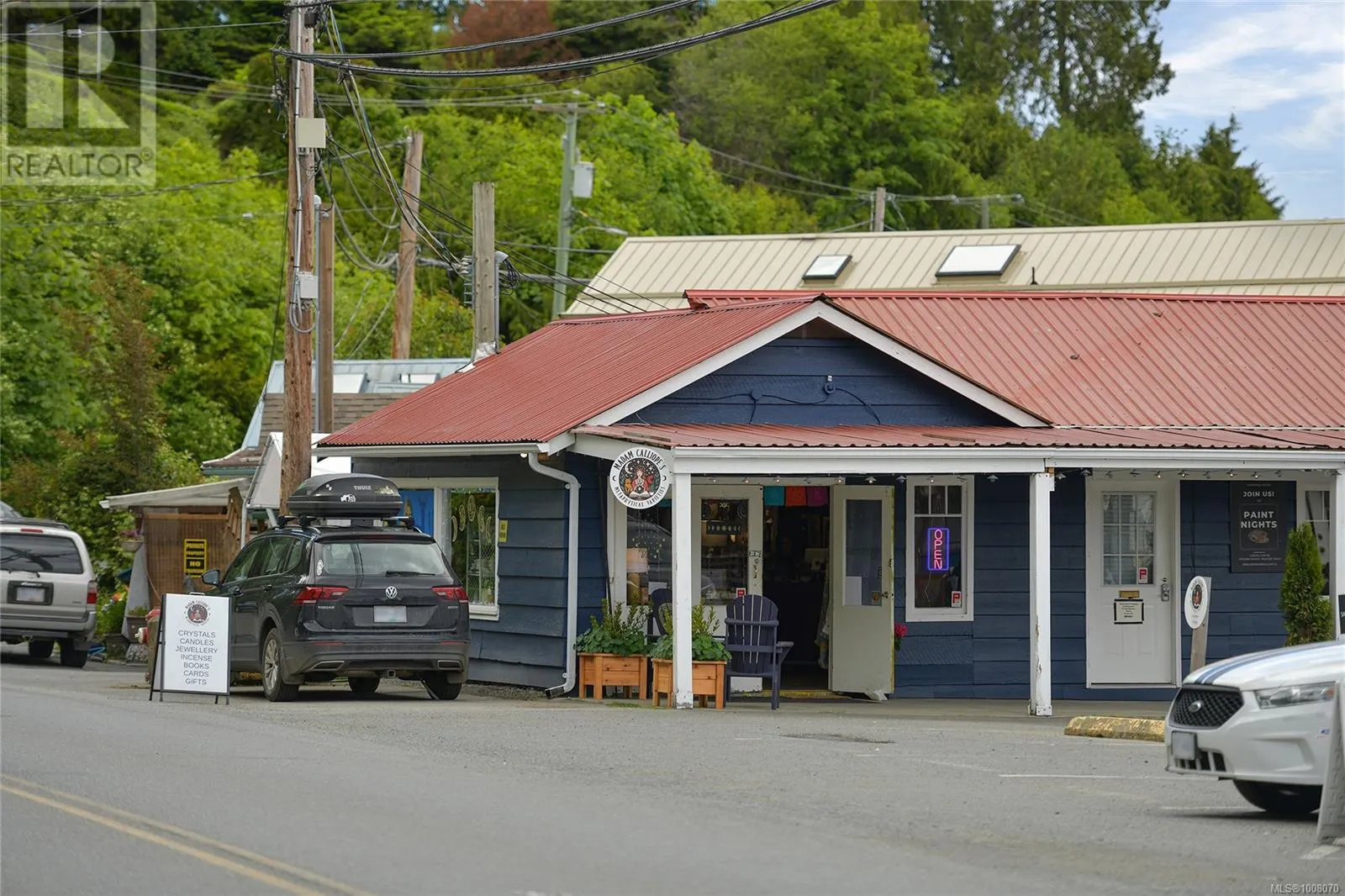 5 1765 Cowichan Bay Rd