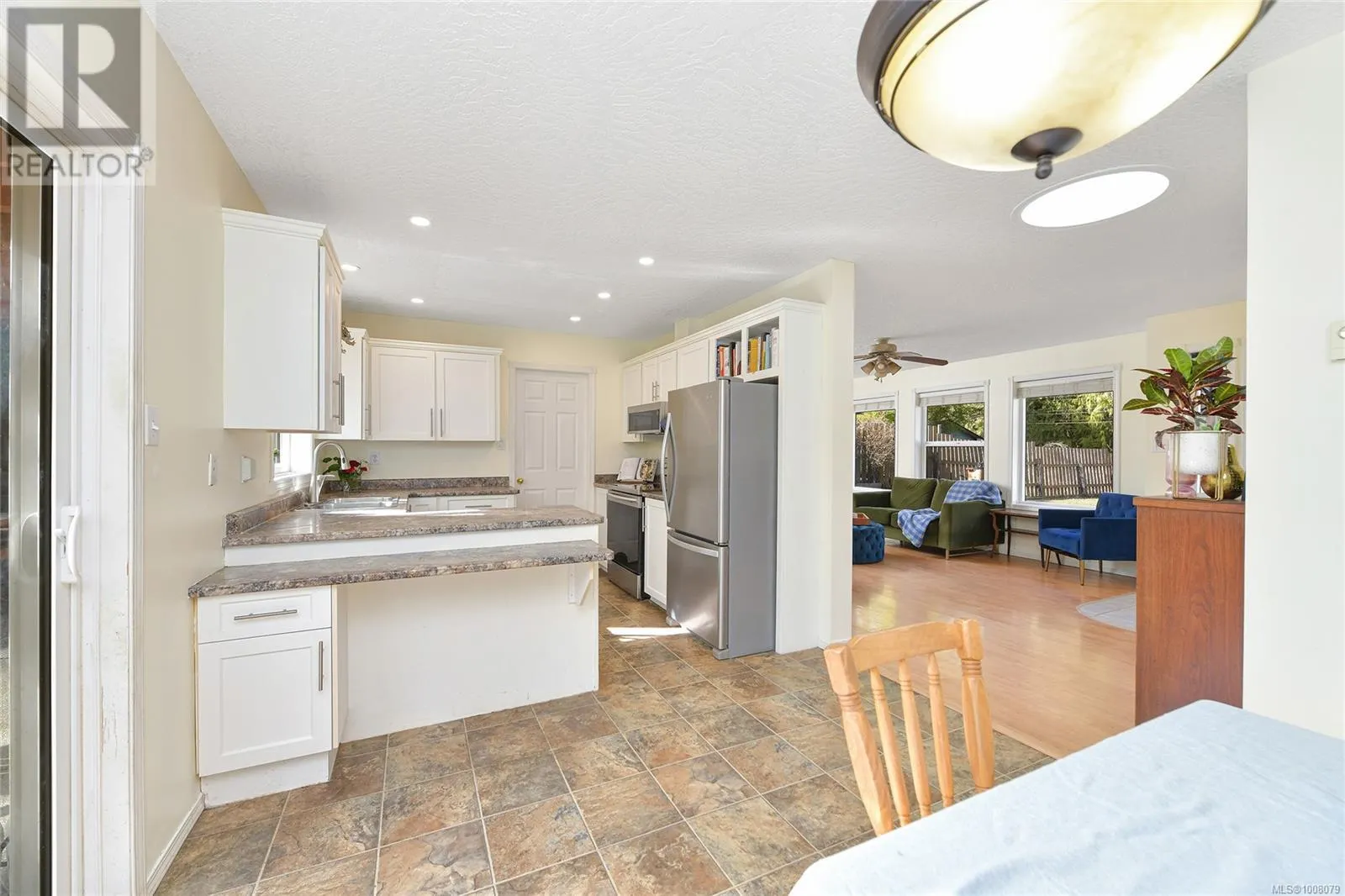 1752 KALMAR Rd