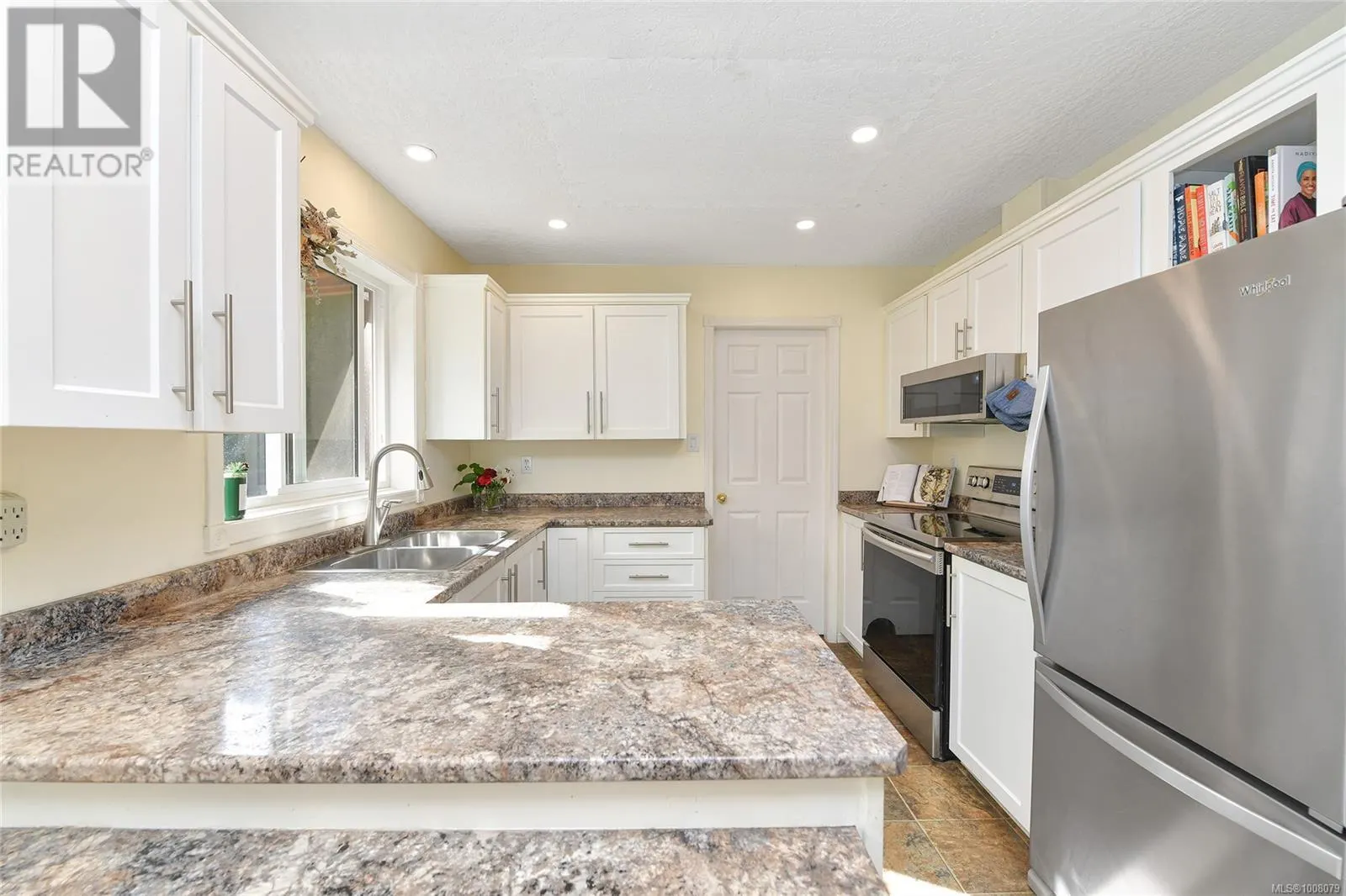 1752 KALMAR Rd