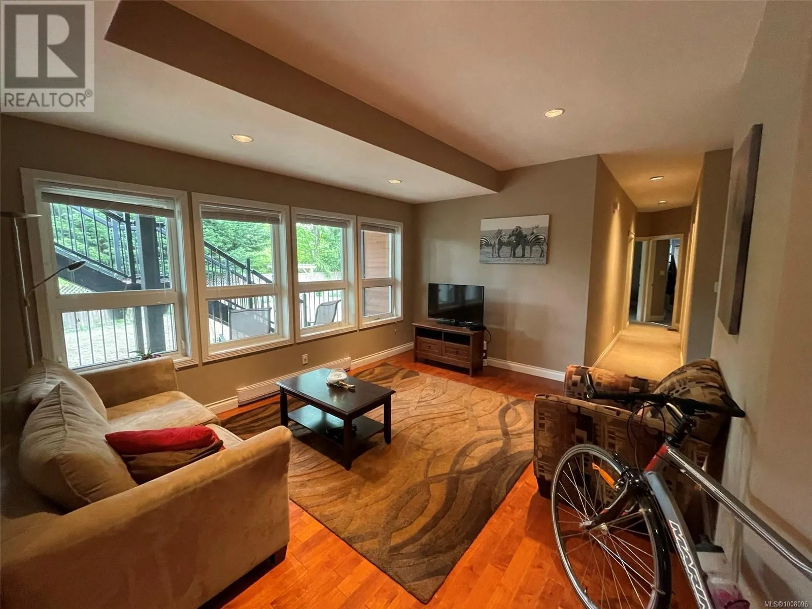 6799 Jedora Dr