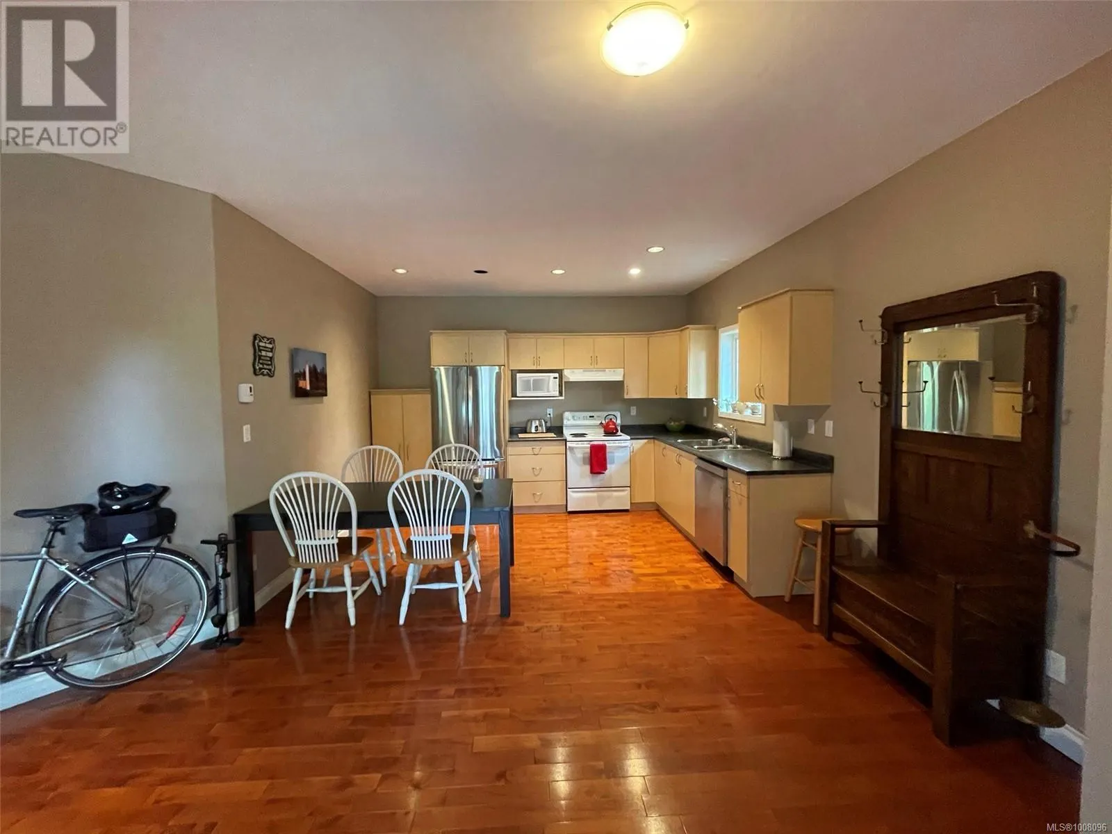 6799 Jedora Dr