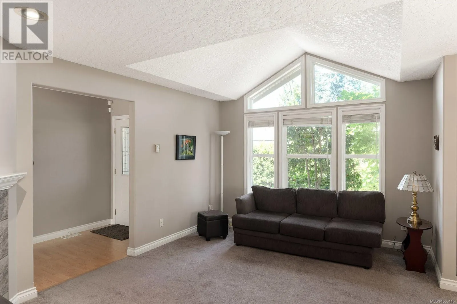 3 707 Greenlea Dr