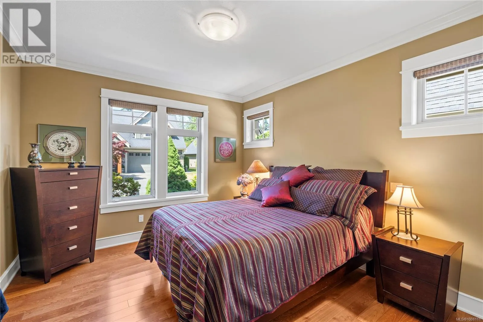 649 Eaglewood Crt