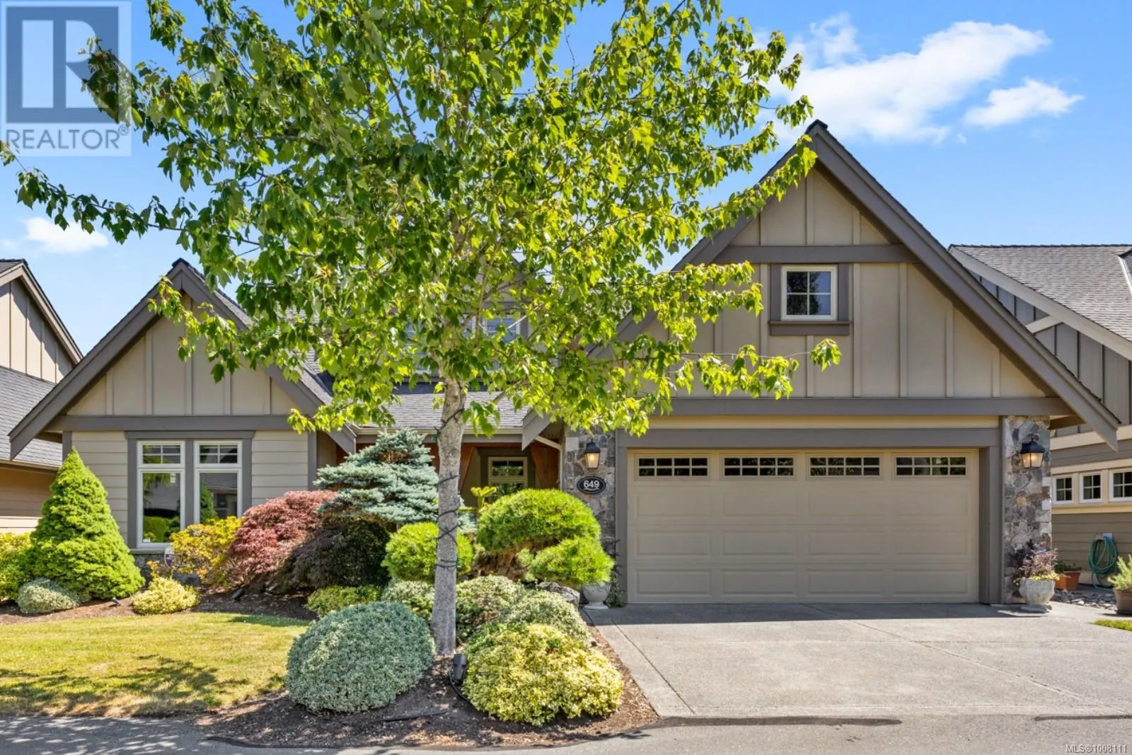 649 Eaglewood Crt