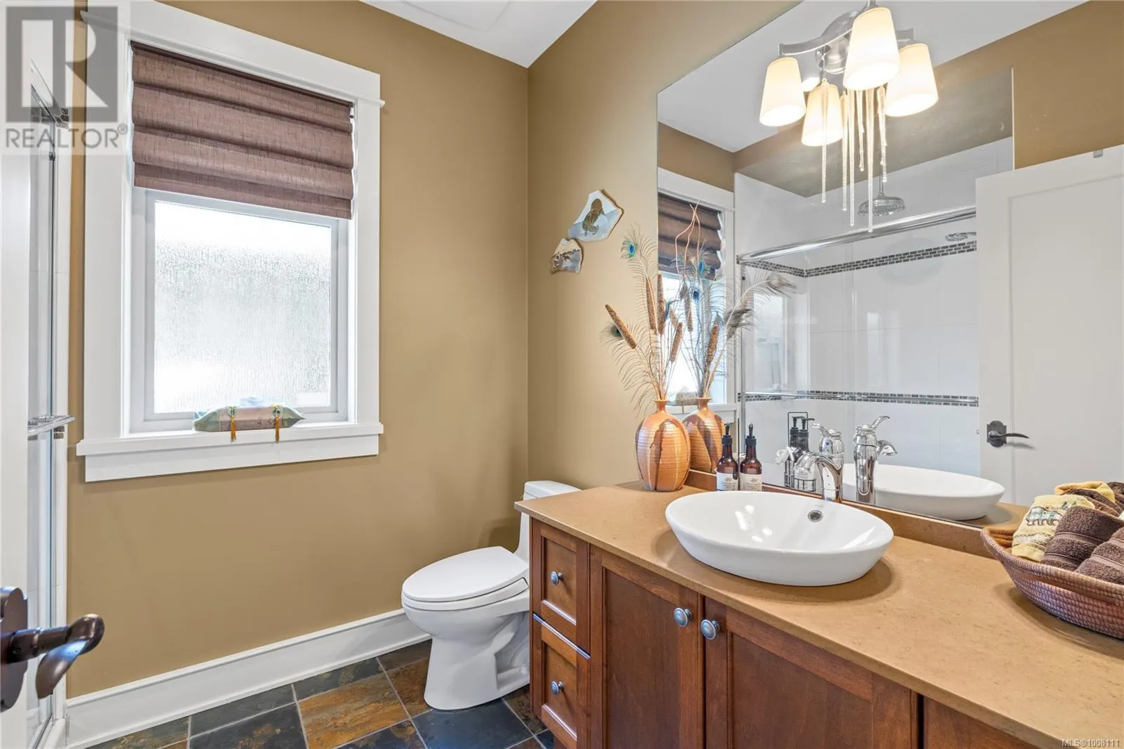 649 Eaglewood Crt