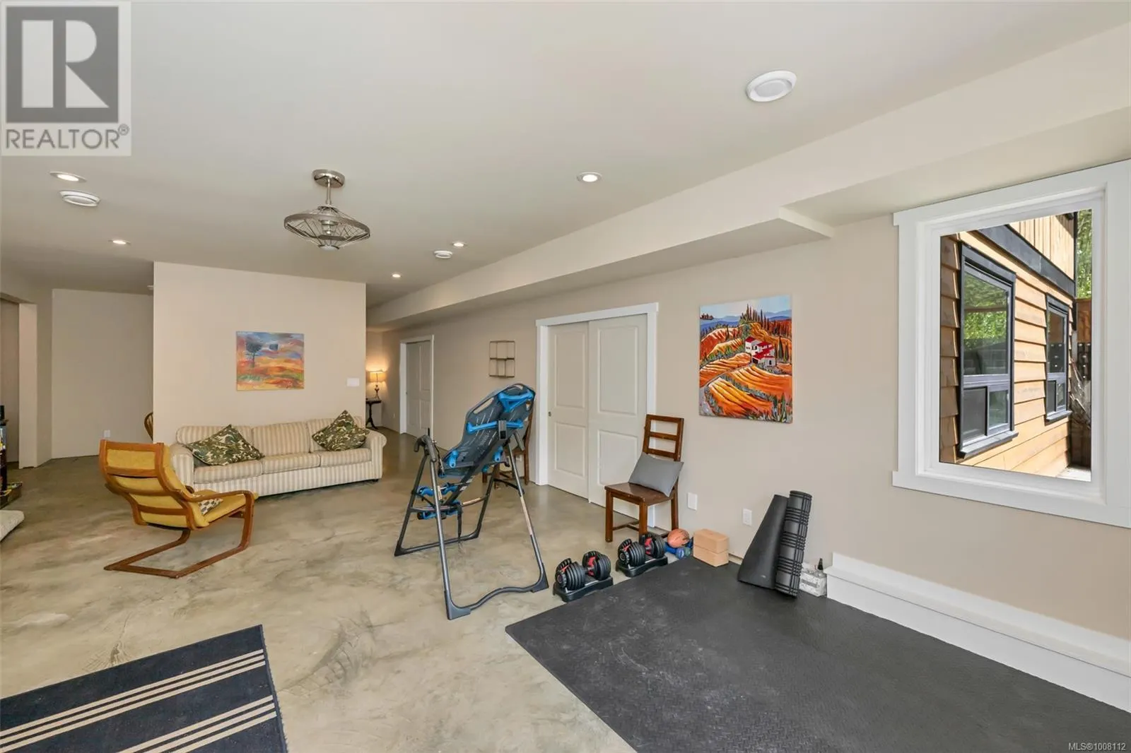 7695 Cowichan Lake Rd