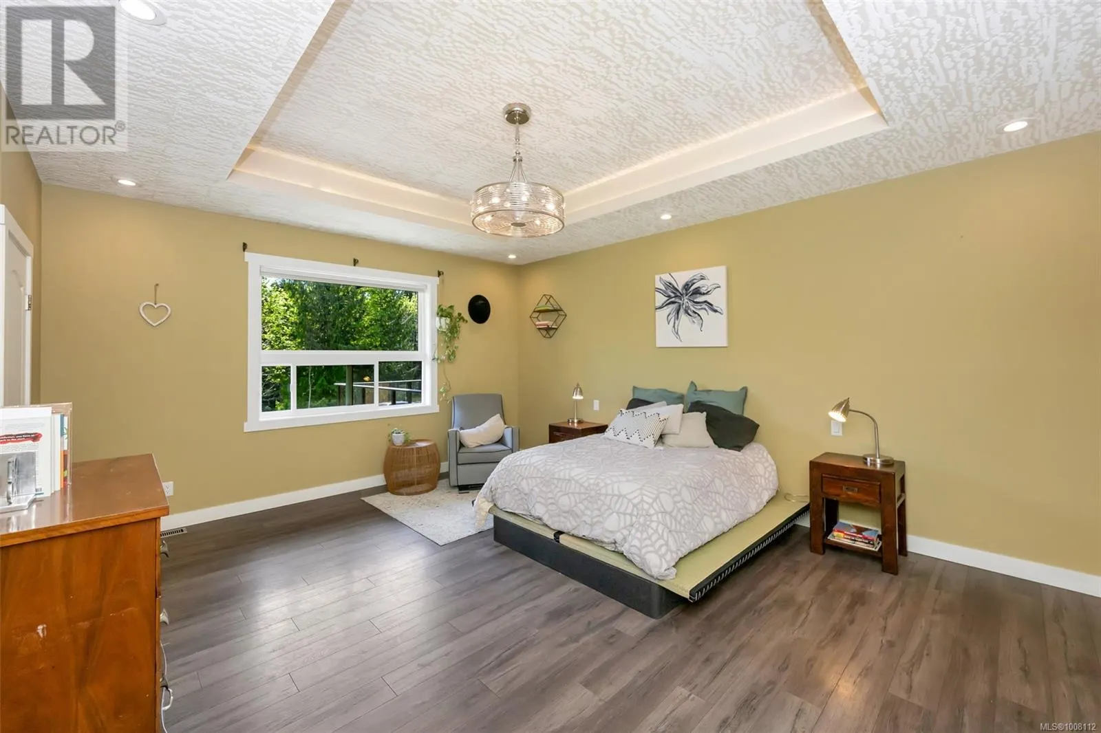 7695 Cowichan Lake Rd