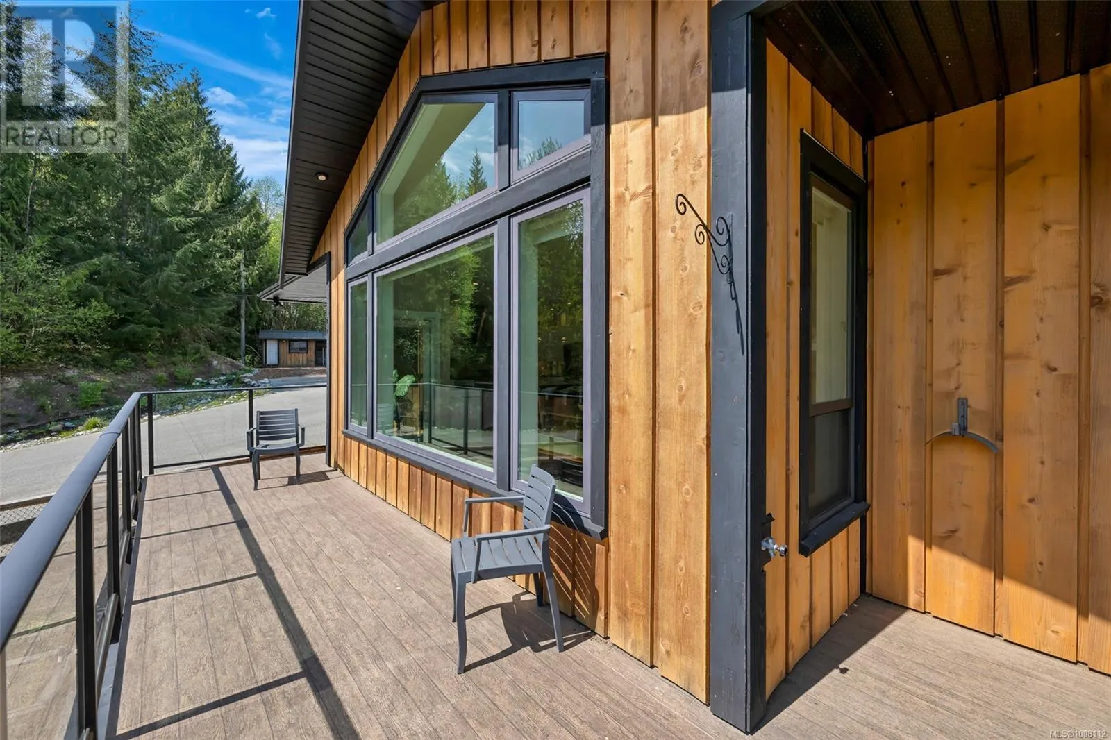 7695 Cowichan Lake Rd