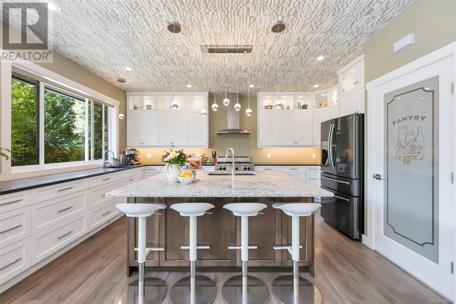7695 Cowichan Lake Rd