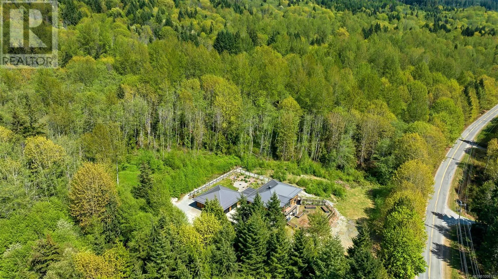 7695 Cowichan Lake Rd