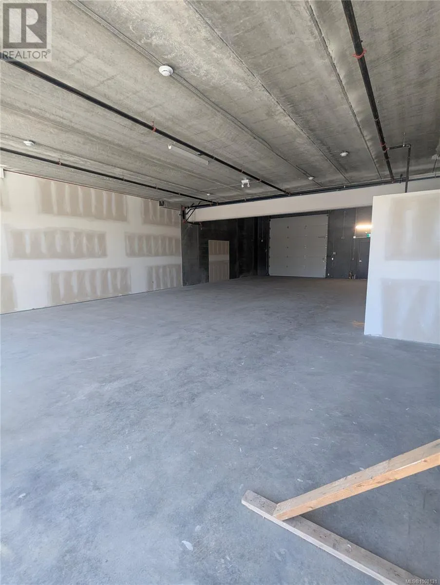 304 4342 WEST SHORE Pkwy