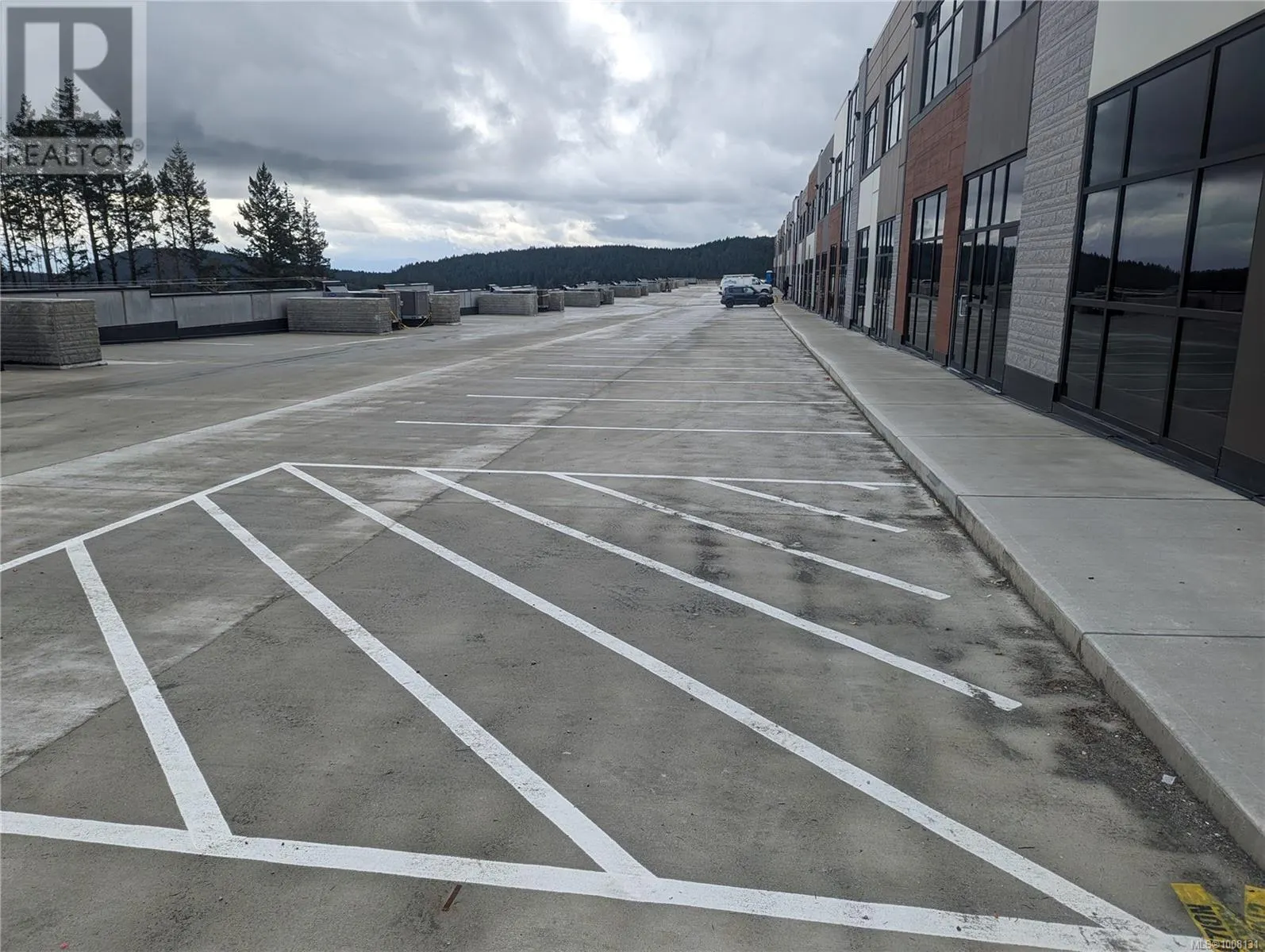 304 4342 WEST SHORE Pkwy