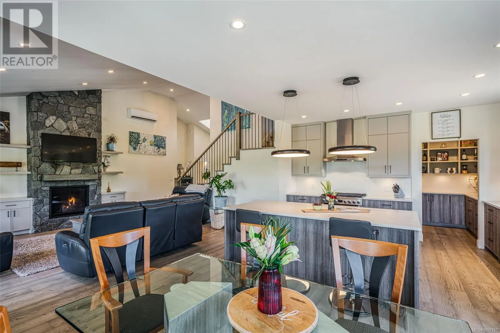 1248 Station Rd
