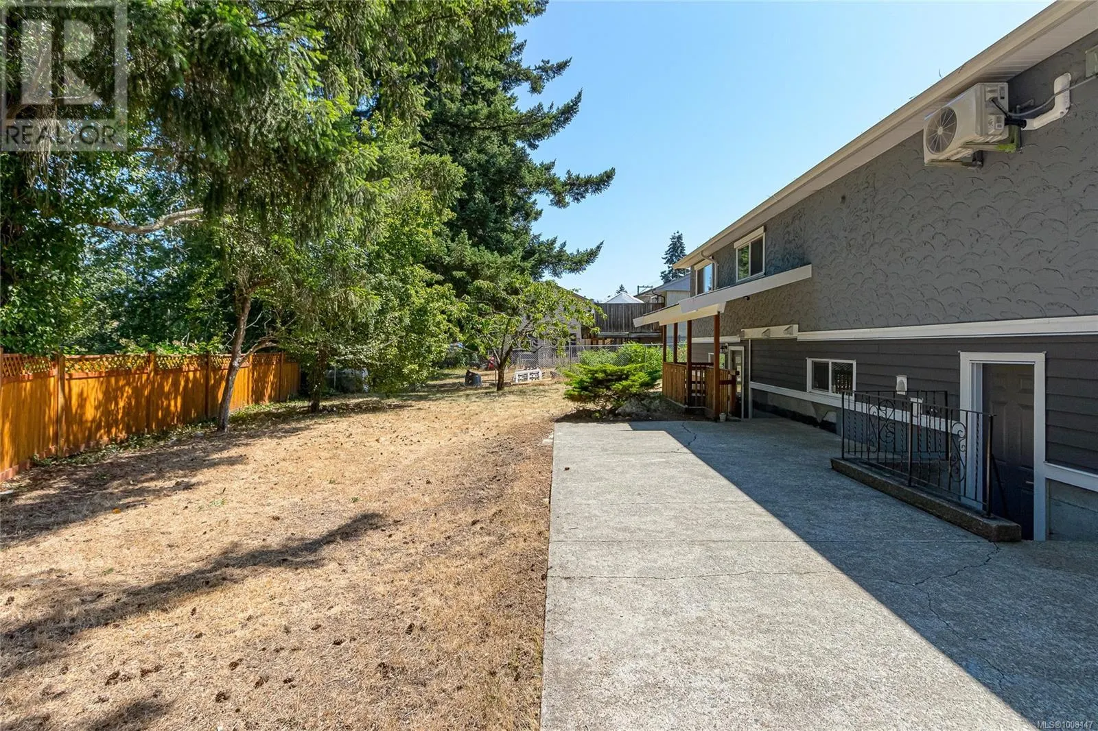 5350 Metral Dr
