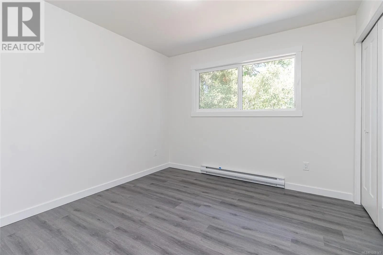 5350 Metral Dr