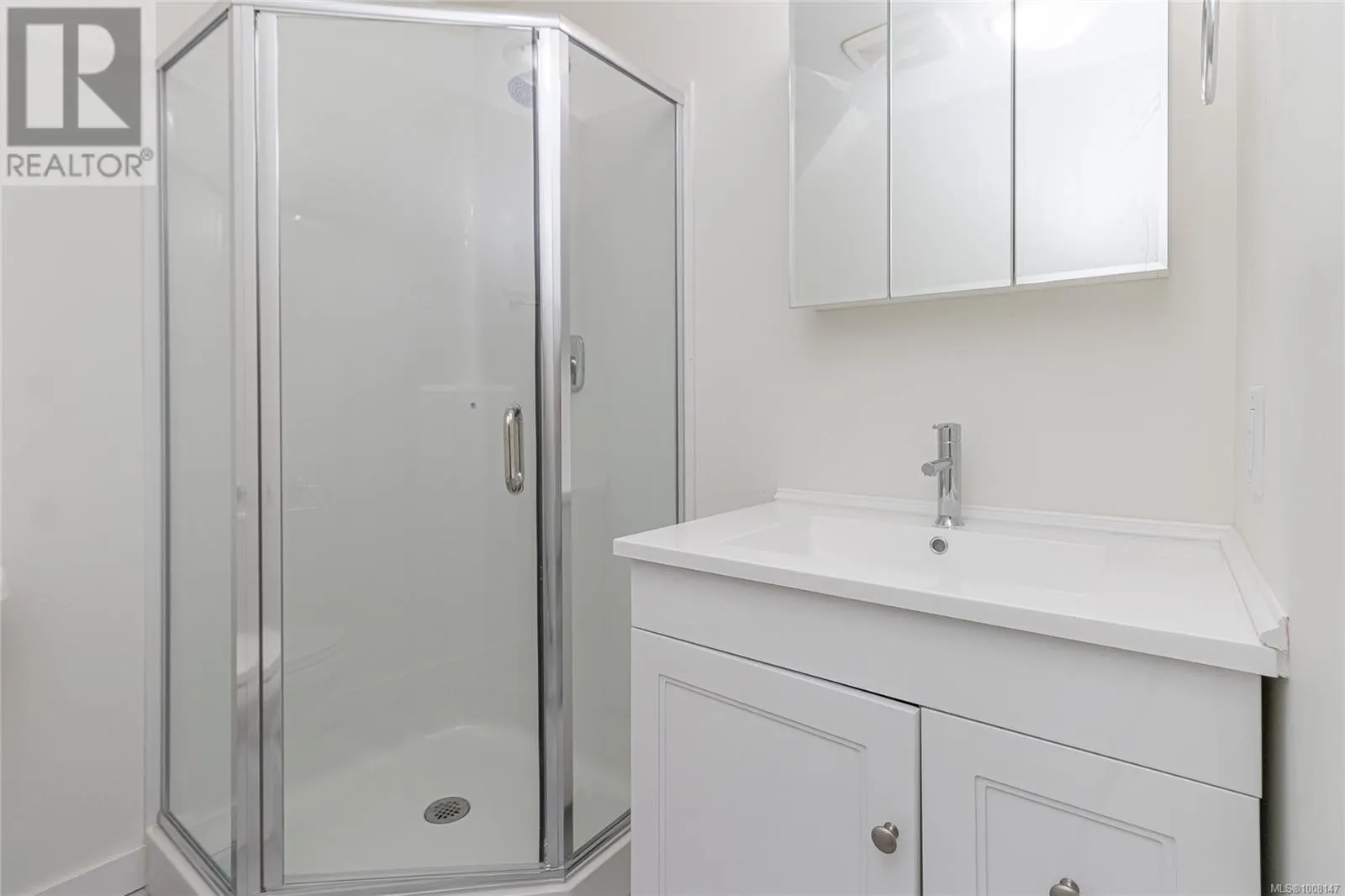 5350 Metral Dr