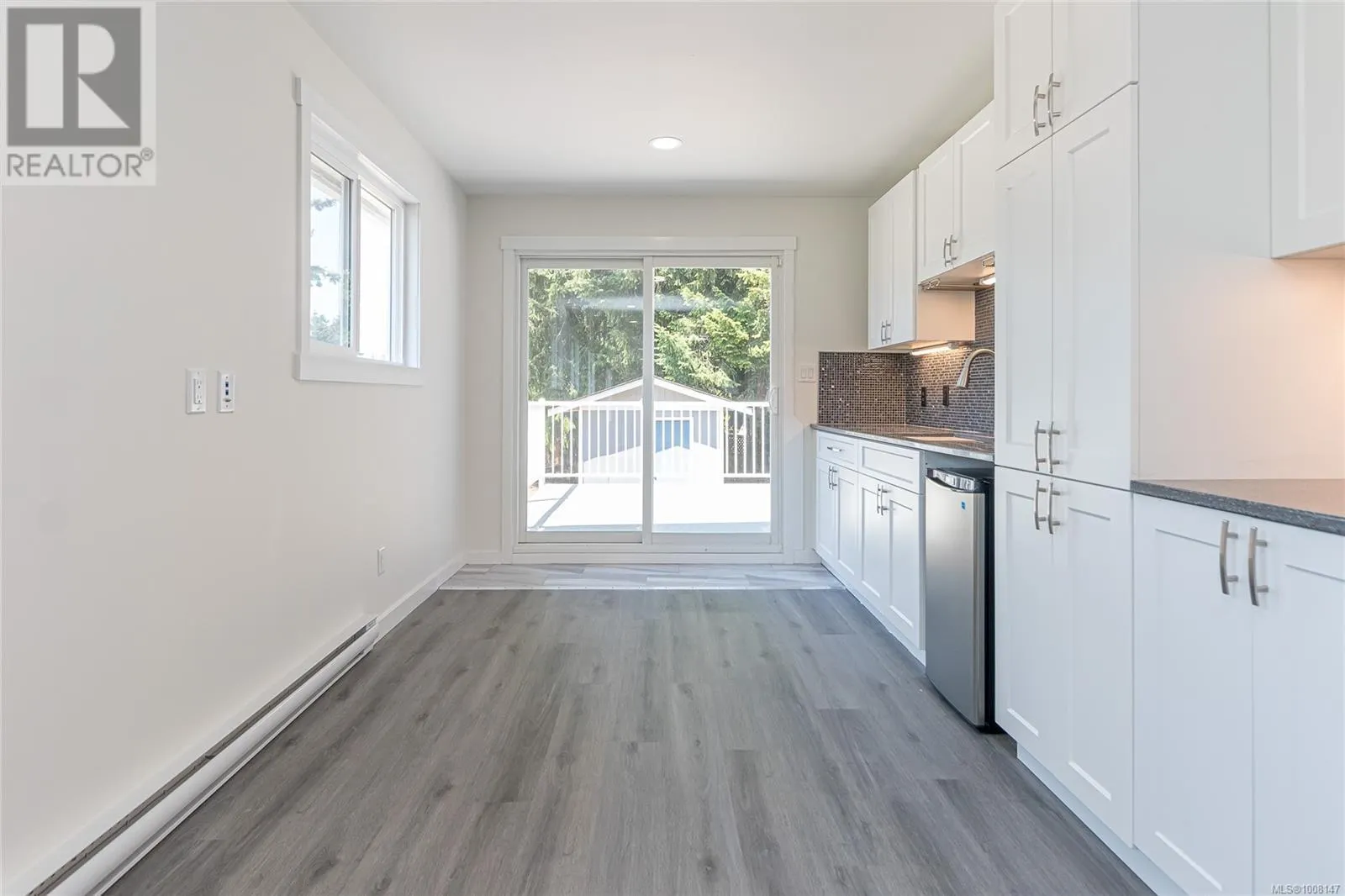 5350 Metral Dr