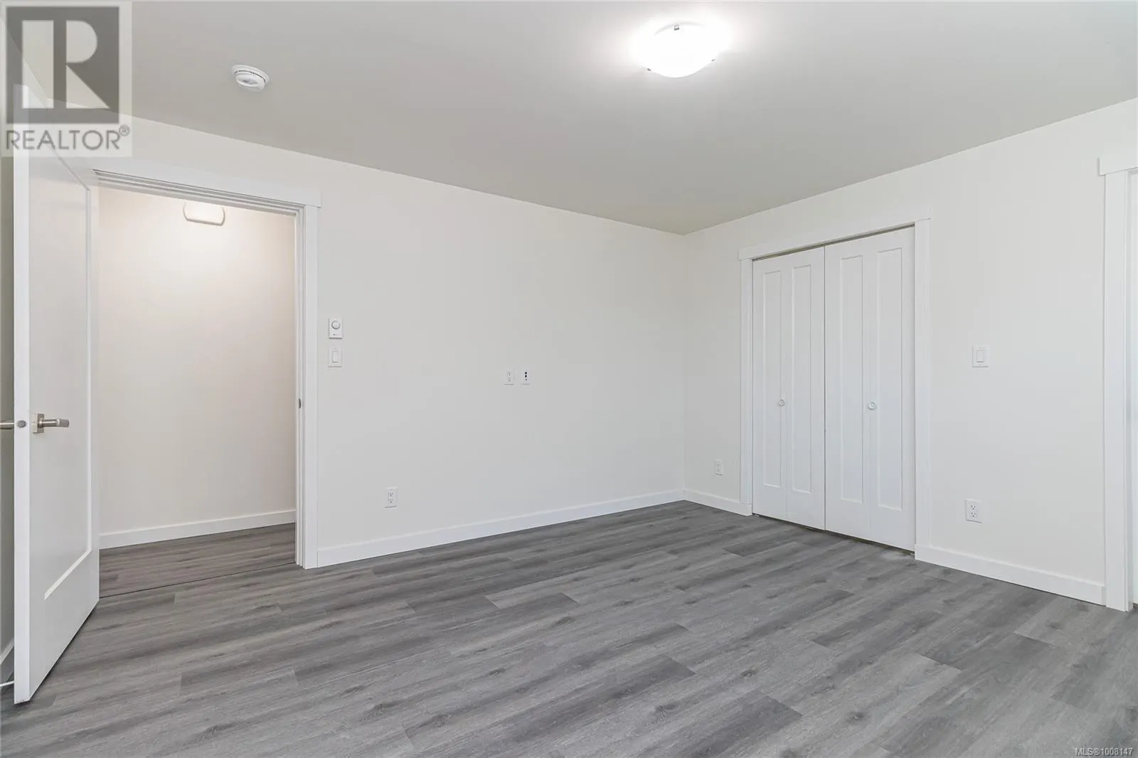 5350 Metral Dr