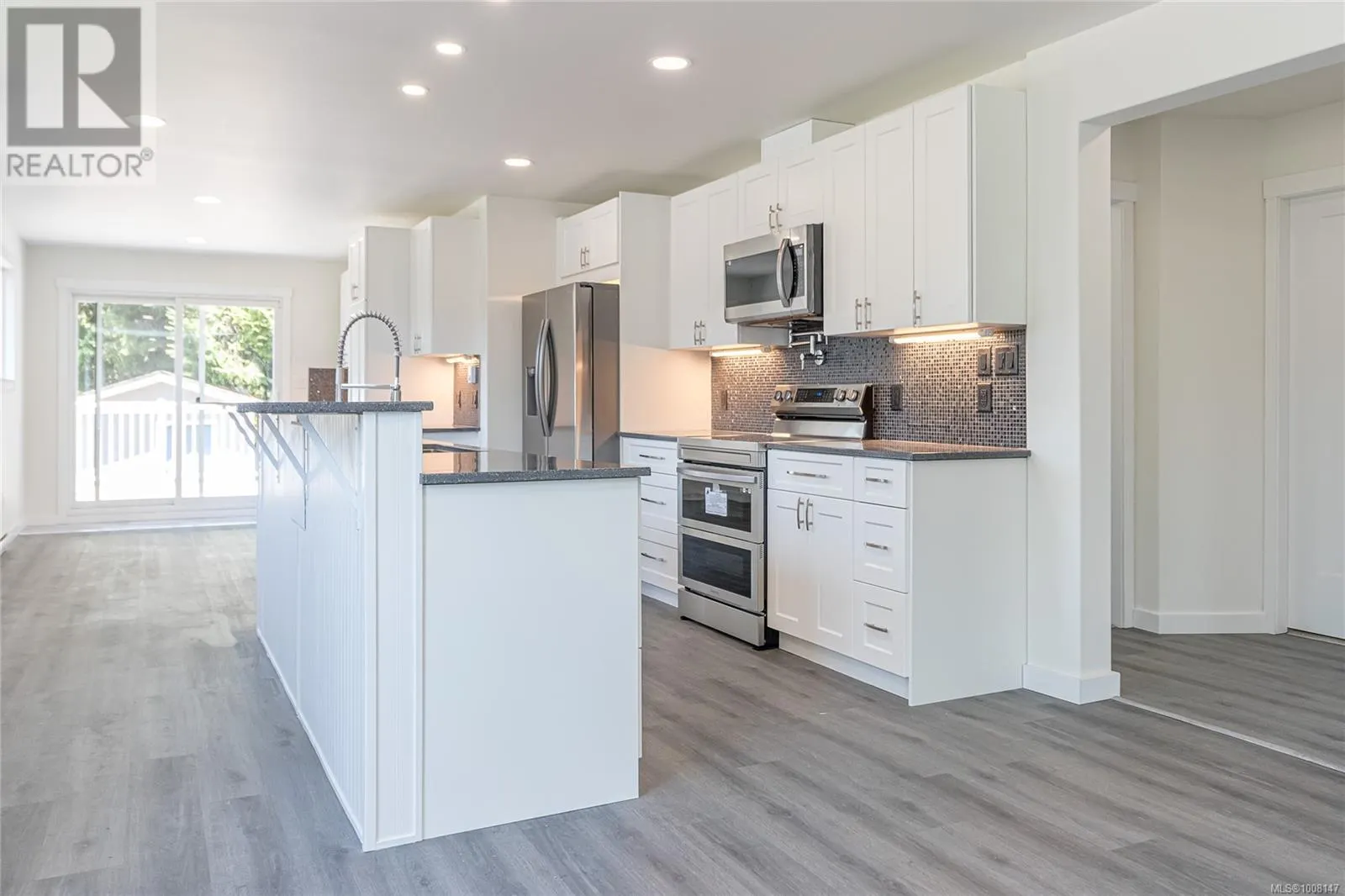5350 Metral Dr