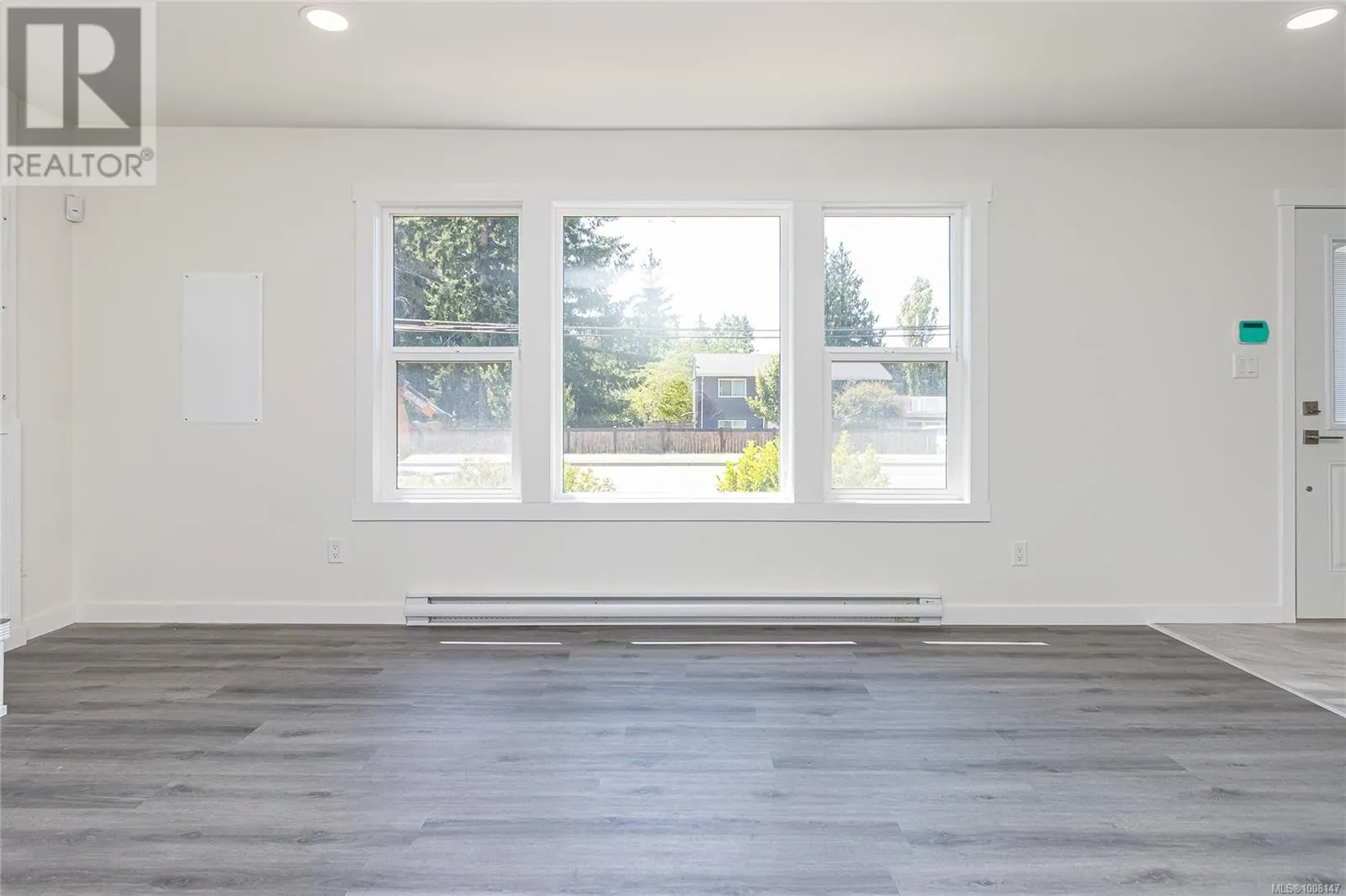 5350 Metral Dr