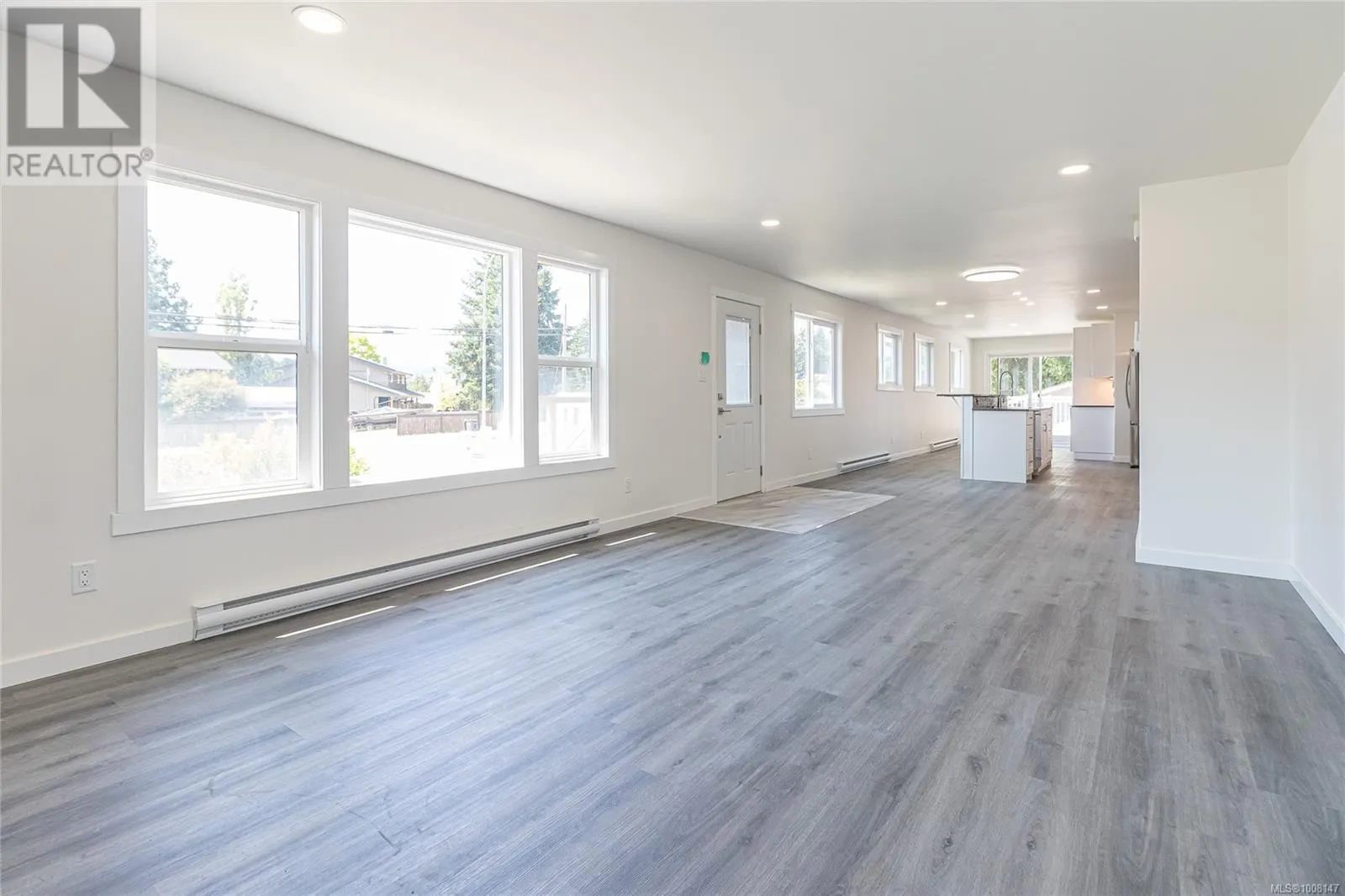 5350 Metral Dr