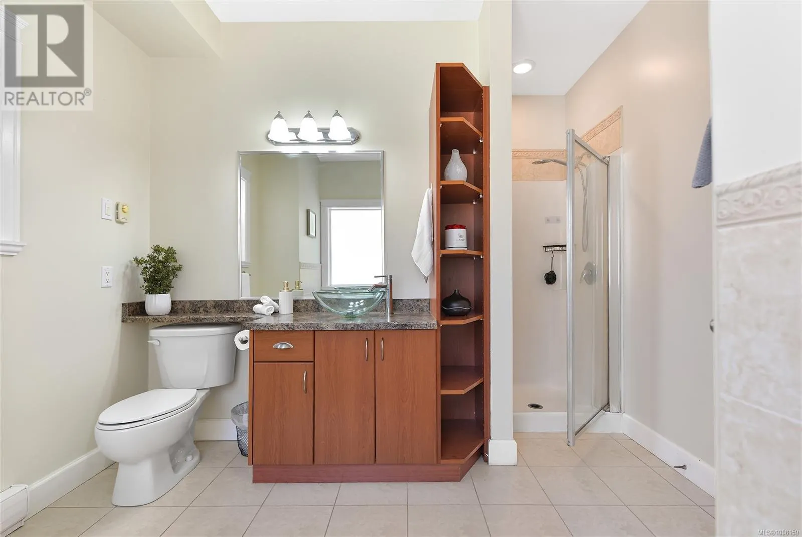 2110 Bishops Gate