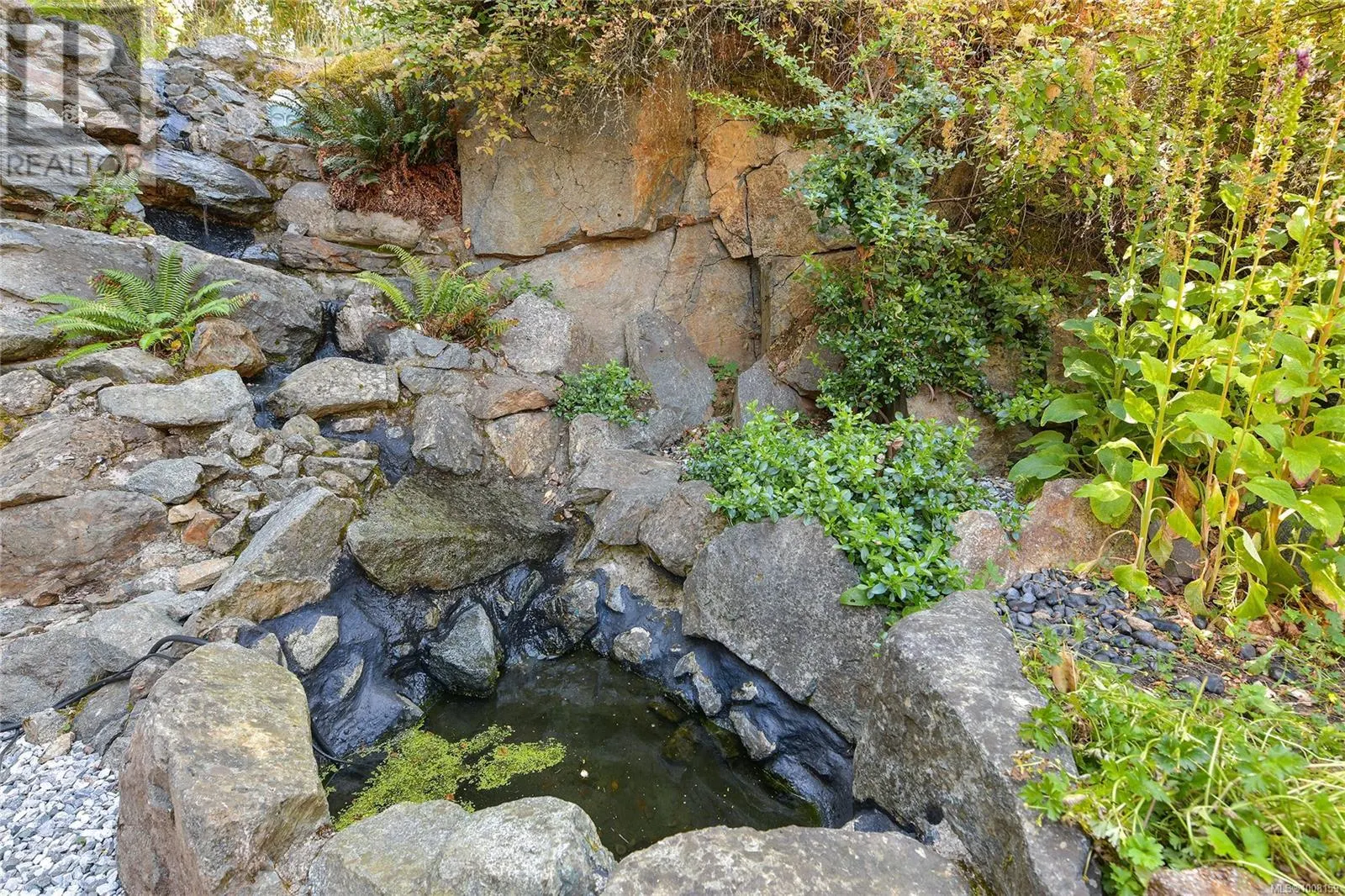 2110 Bishops Gate