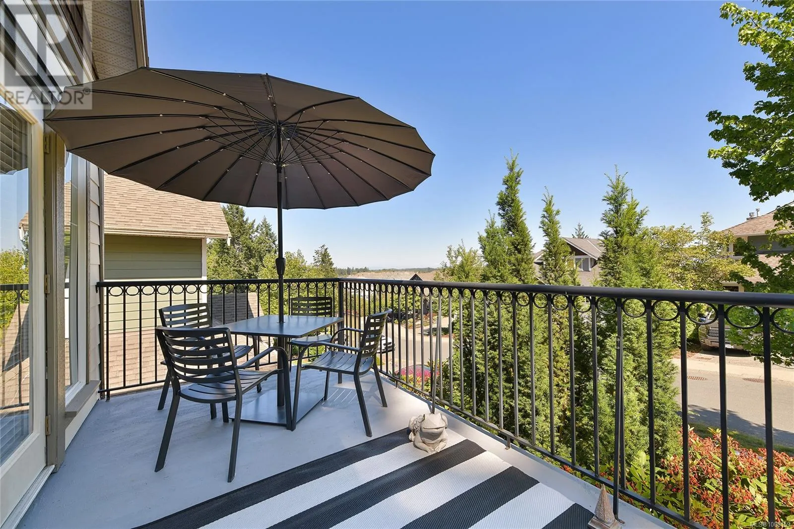 2110 Bishops Gate