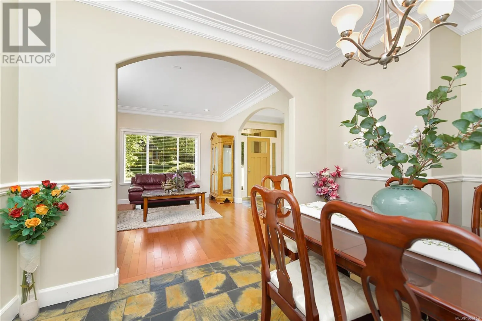 2110 Bishops Gate