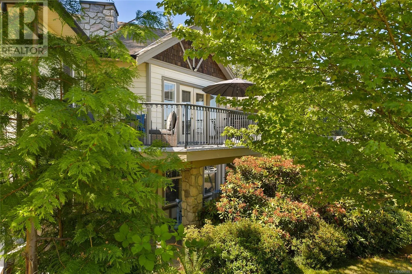 2110 Bishops Gate