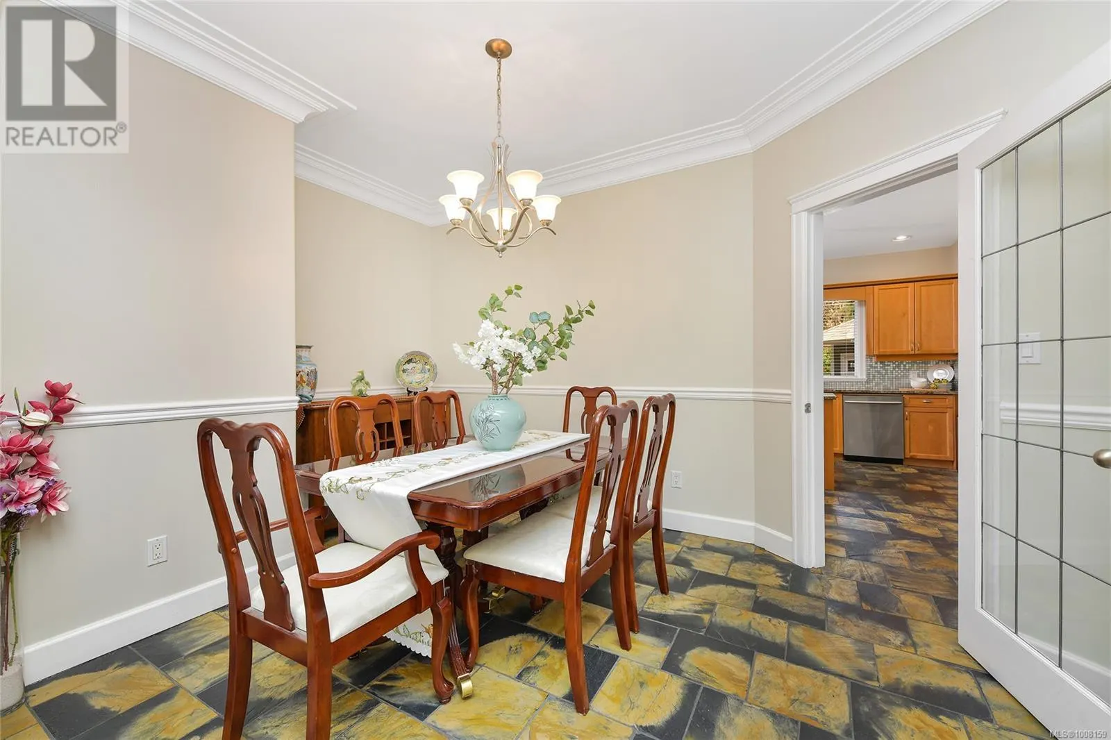 2110 Bishops Gate