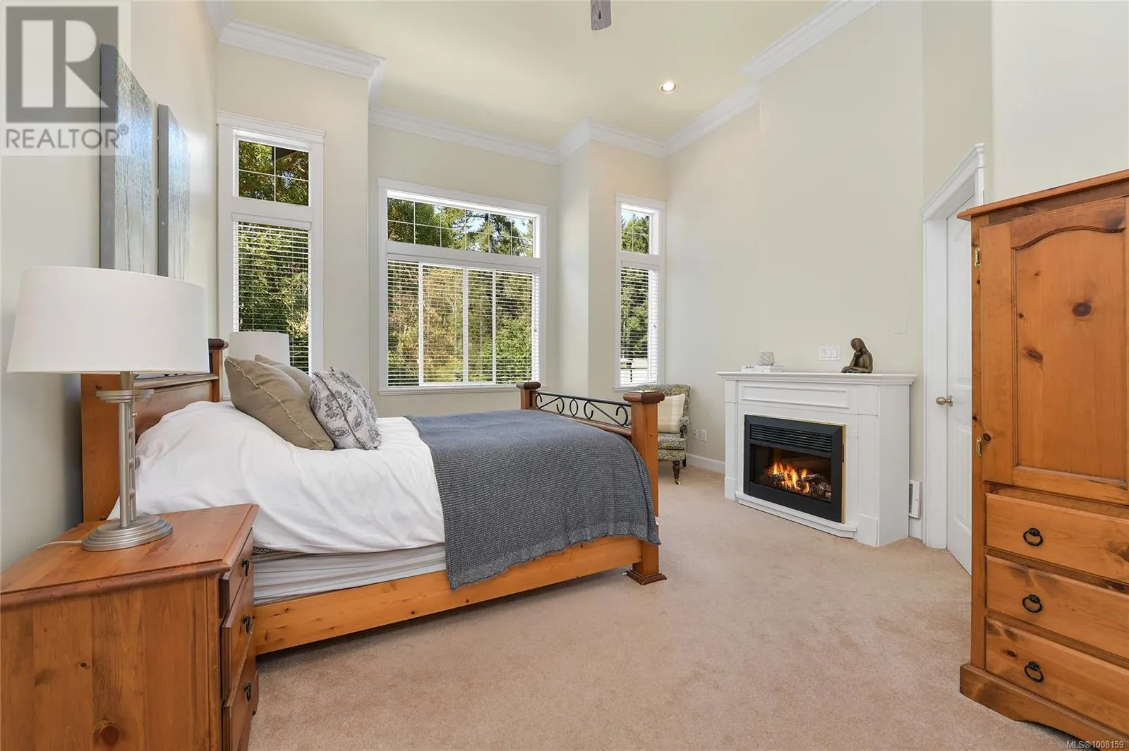 2110 Bishops Gate
