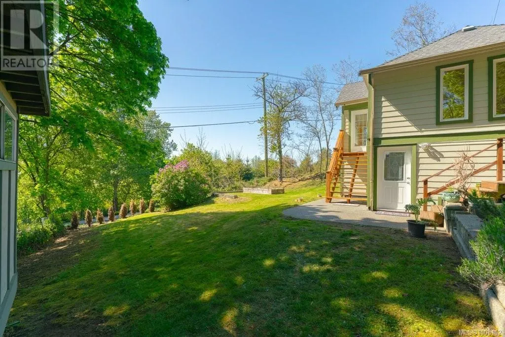 309 Pine St