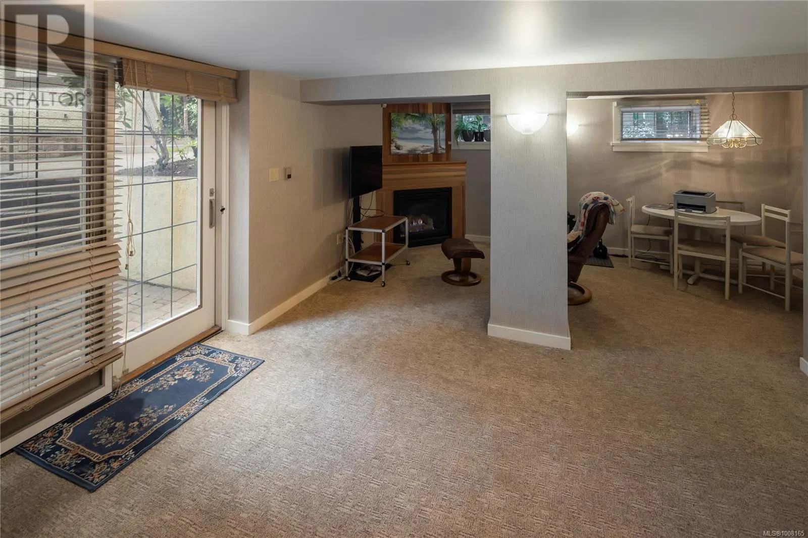 1521 Shasta Pl
