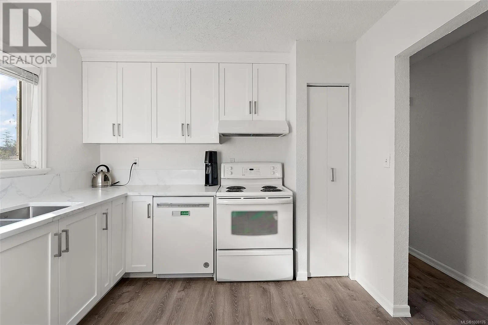 9605 Lapwing Pl