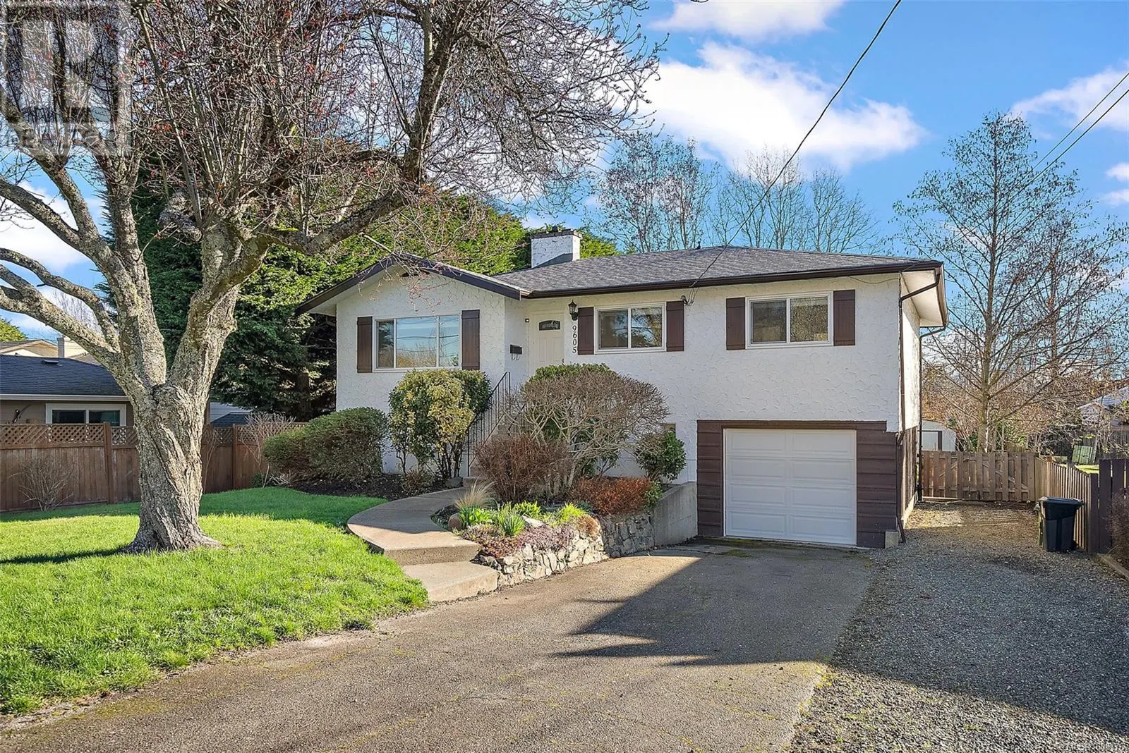 9605 Lapwing Pl