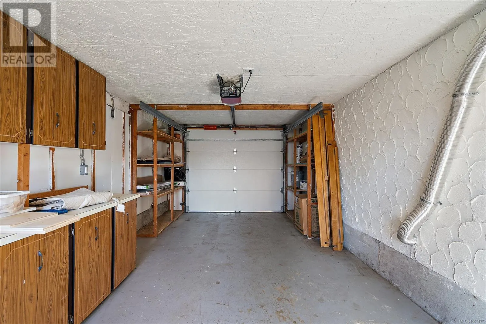 9605 Lapwing Pl