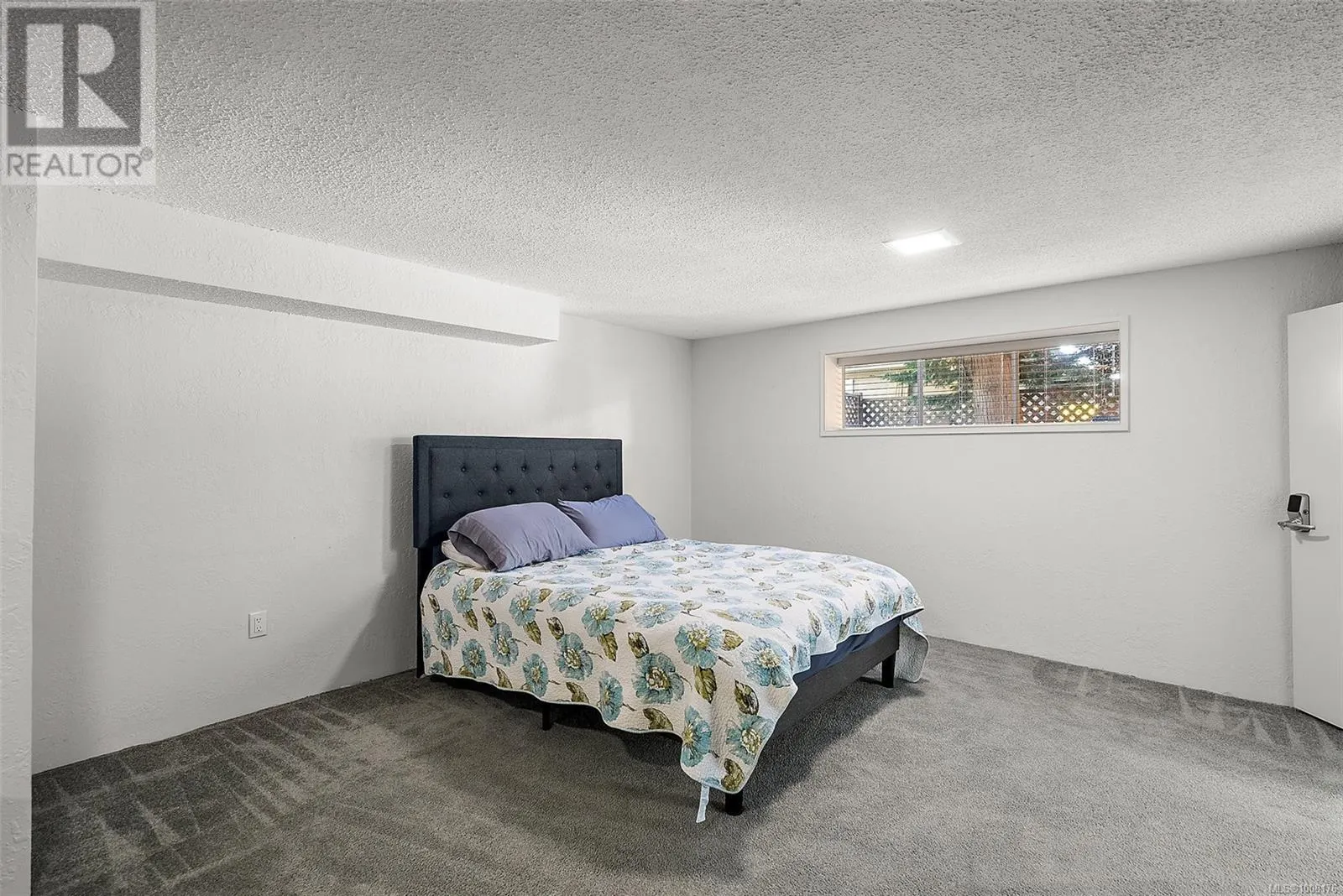9605 Lapwing Pl