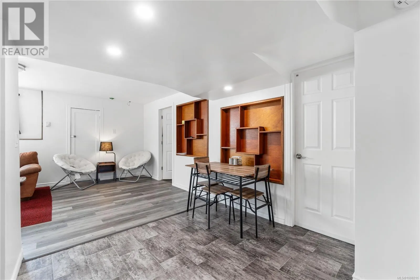 375 Bruce Ave