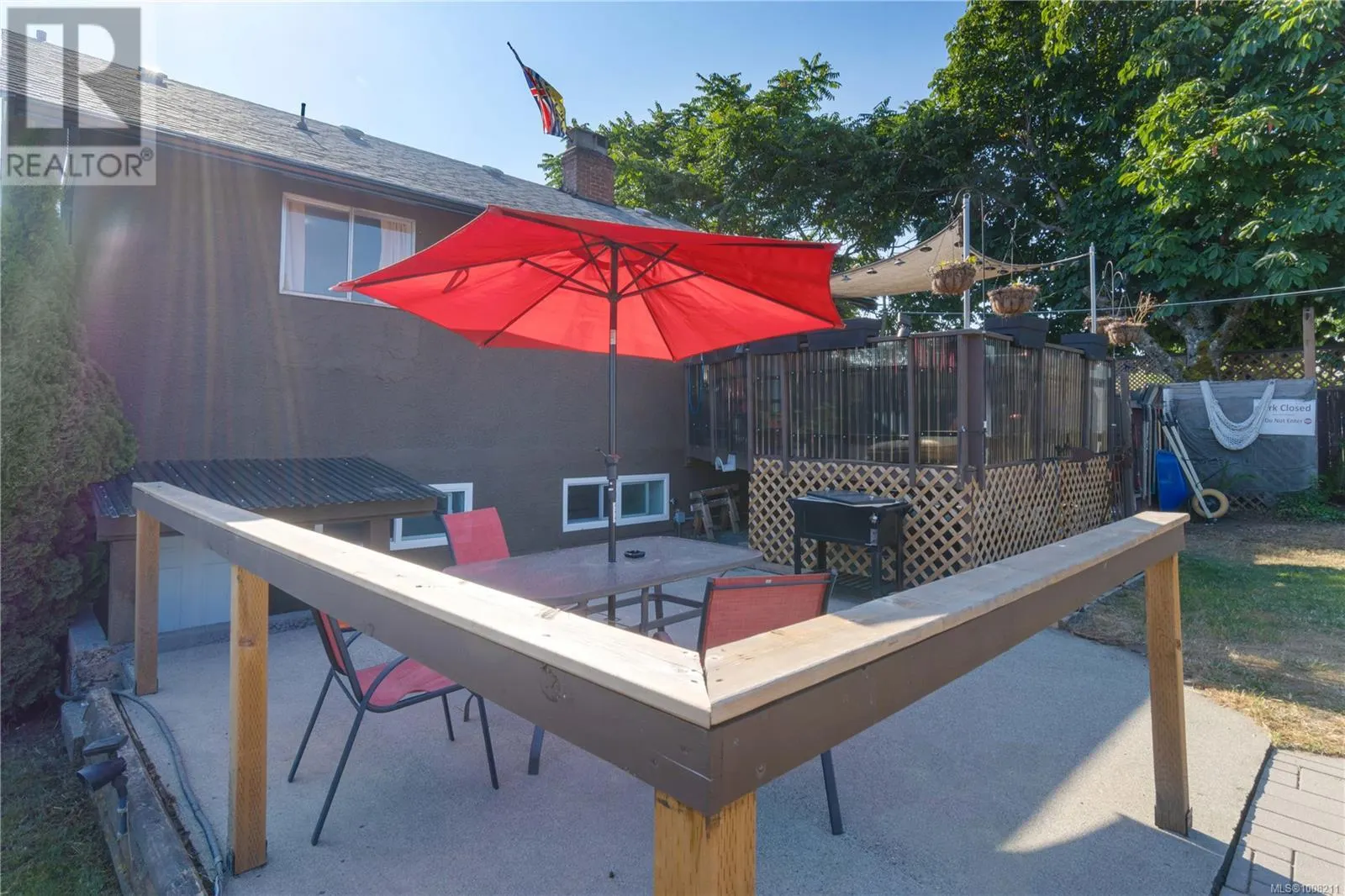 375 Bruce Ave