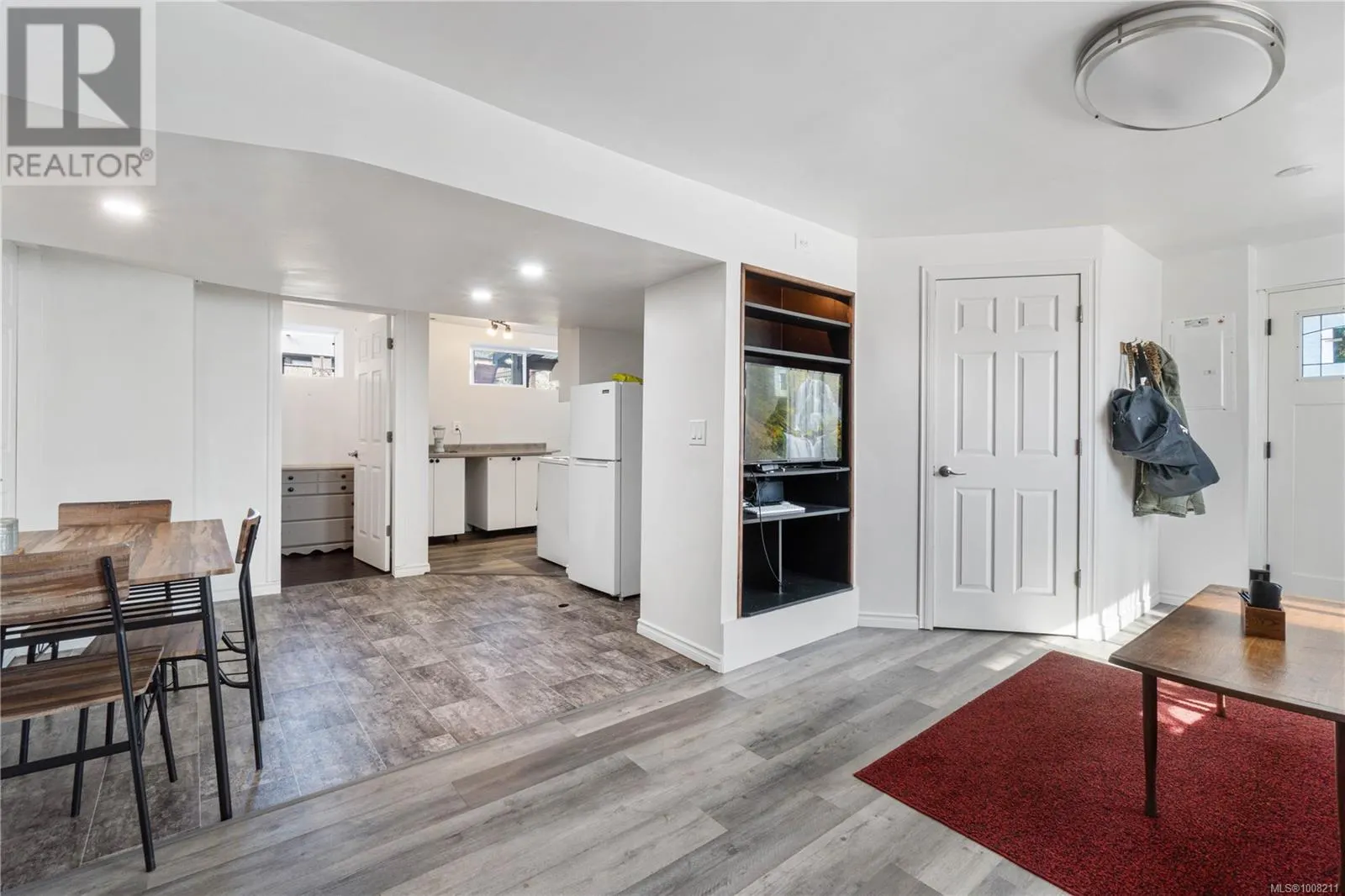 375 Bruce Ave