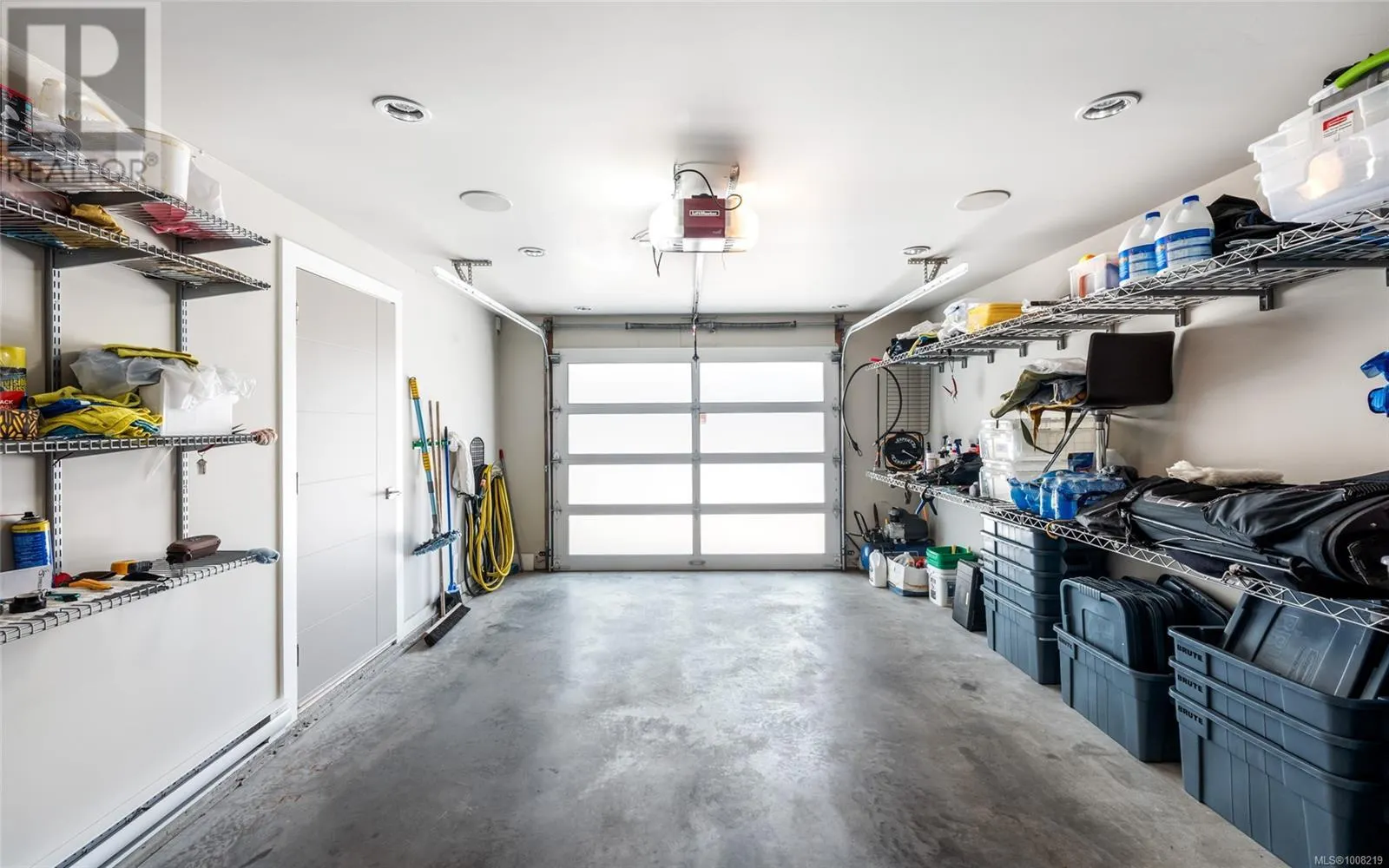 4 408 Dallas Rd