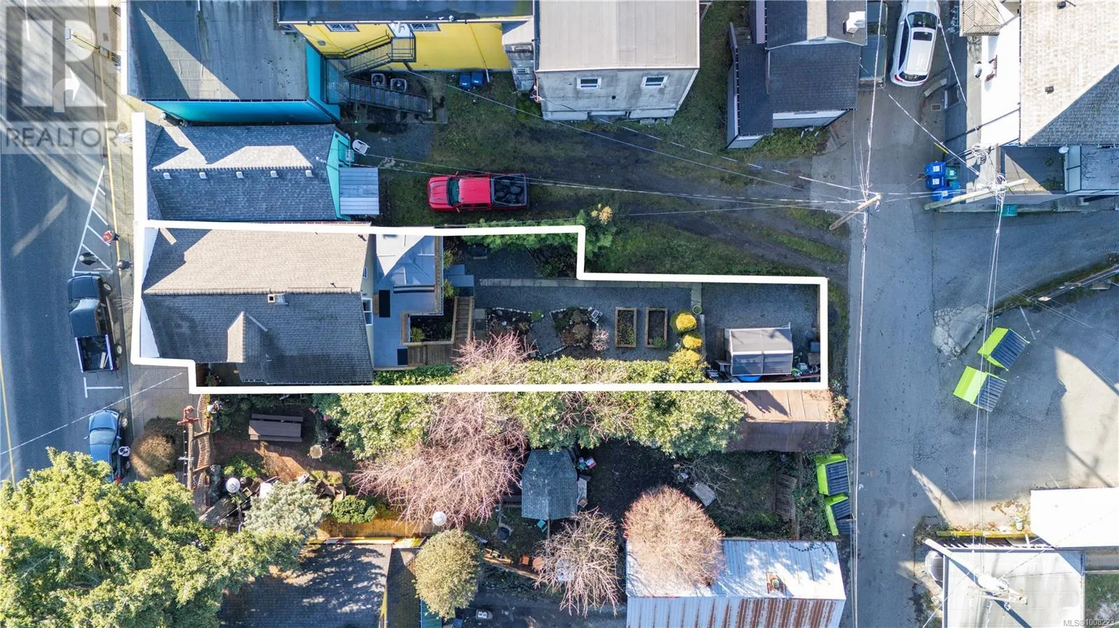 28 Roberts St