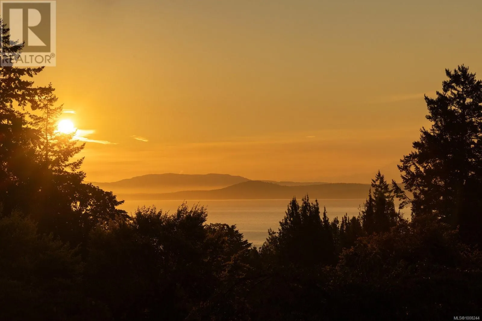 5322 Sayward Hill Cres