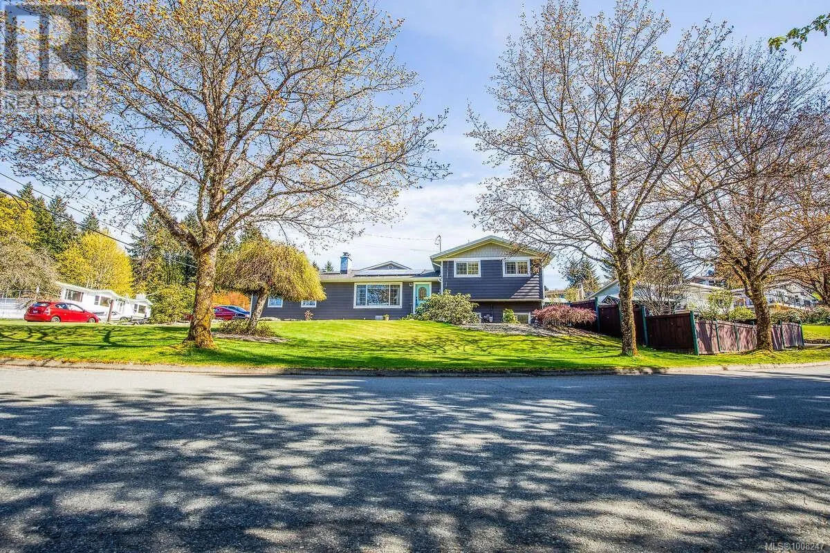 2296 Cameron Dr